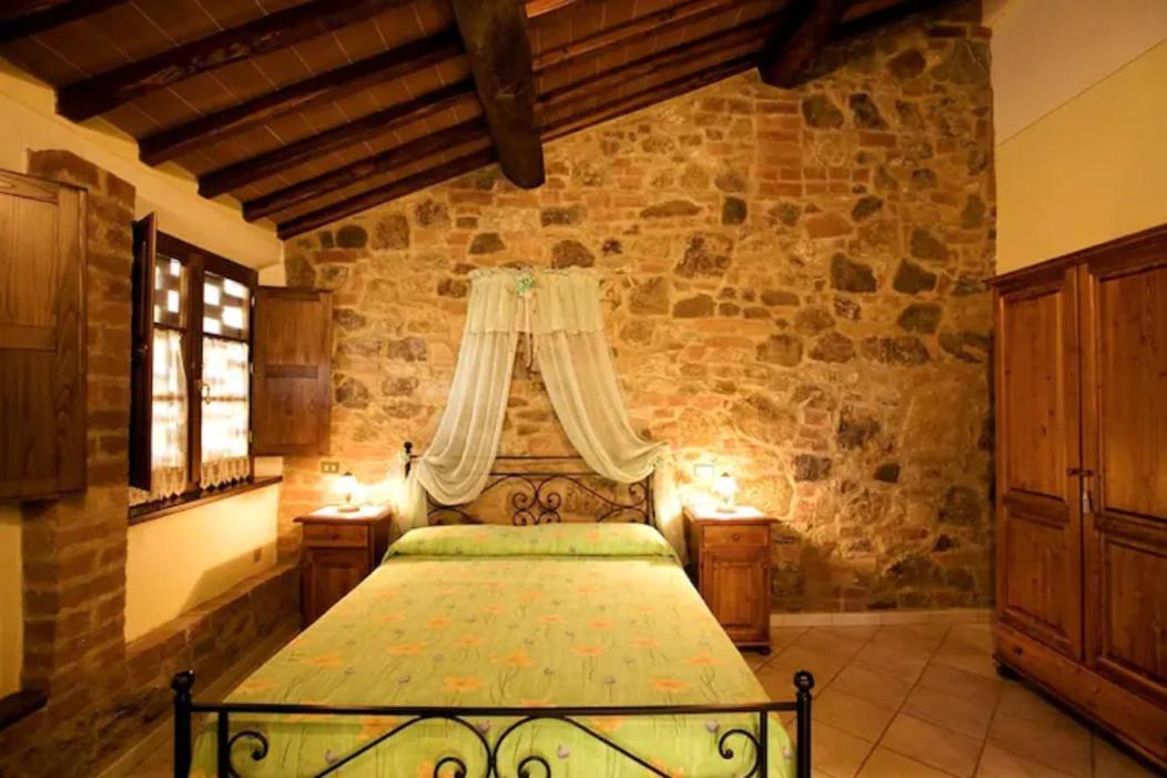 Agriturismo Belagaggio Montefollonico Exterior foto